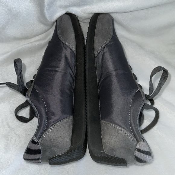 Very G Gypsy Jazz grey and black glitter star sporty sneakers size 7 - Picture 5 of 7